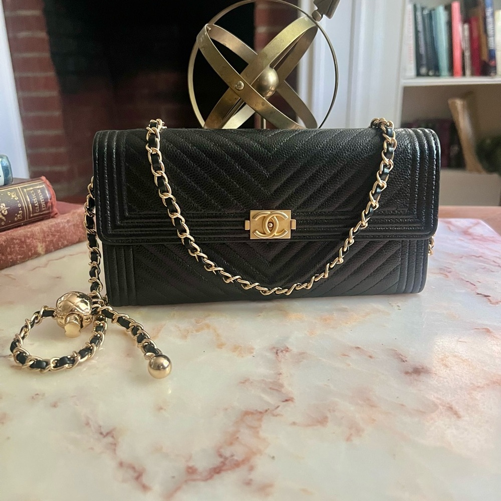 Chanel Caviar Chevron Quilted Large Boy Gusset Flap Wallet Black WOC